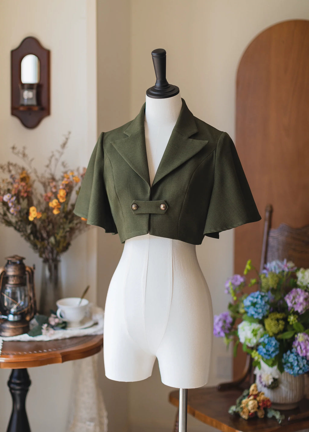 Vintage Lolita Fishbone Halter Skirt and Autumn Jacket - image 53