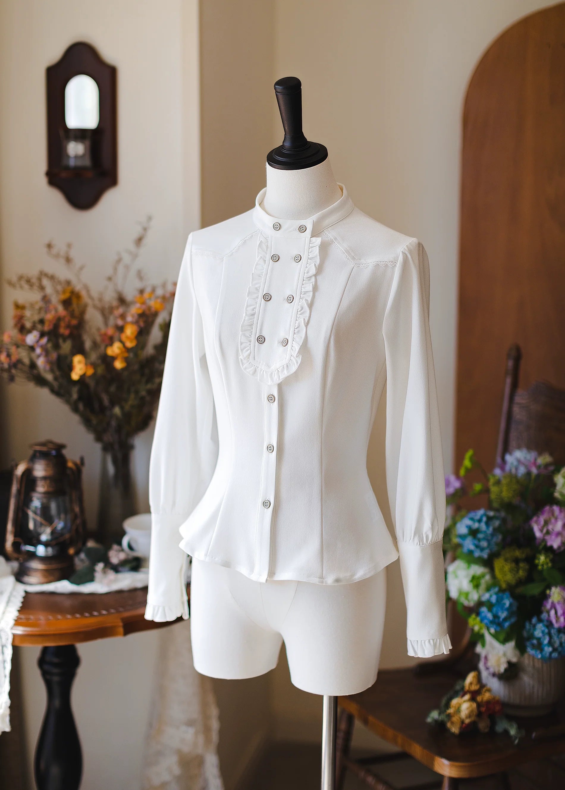 Vintage Lolita Fishbone Halter Skirt and Autumn Jacket - image 50