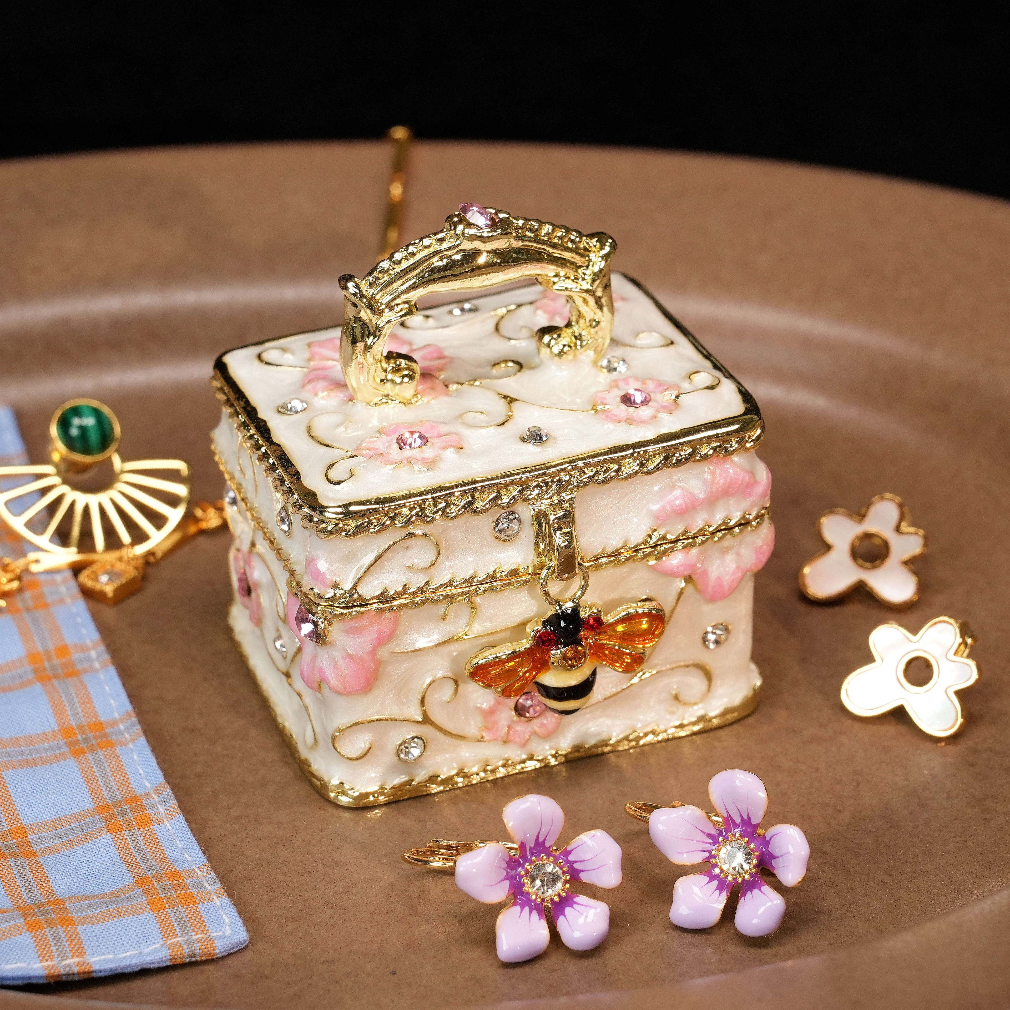 Treasure Chest Bee - Enamel Ring Jewelry Box - image 2