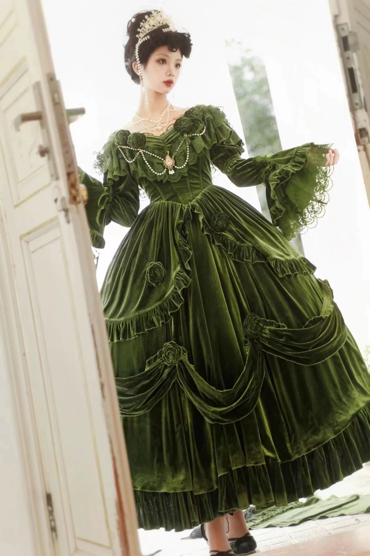 Tana Manor Classic Lolita OP Dress with Floral Decoration - image 8