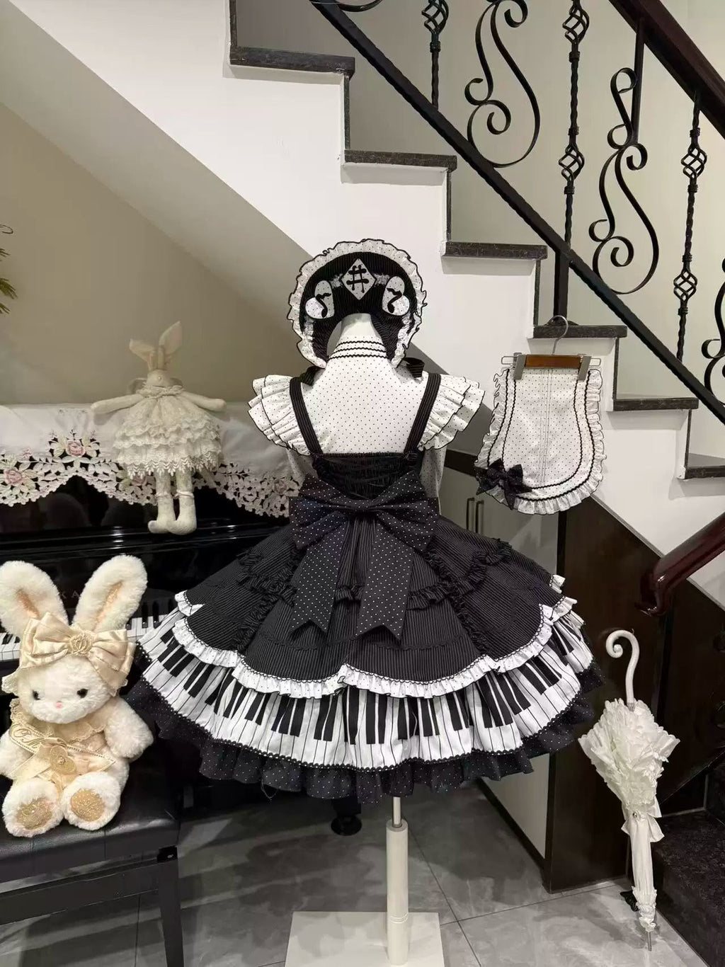 Rhythm Note Old School Lolita Piano-Key JSK and Accessories - image 6