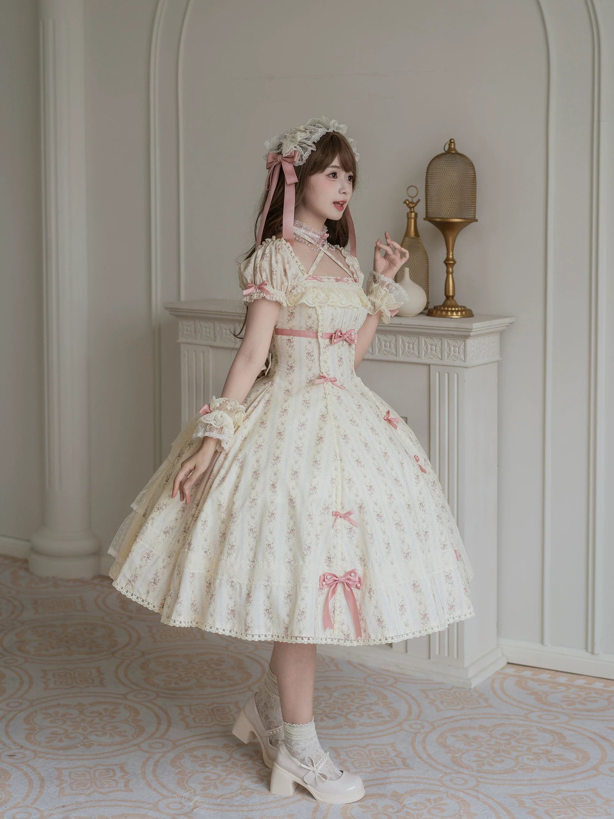 Garden Encounter of Three Springs - Cotton Old School Lolita Floral Print OP, Lace Back Opening and Accessories - image 11