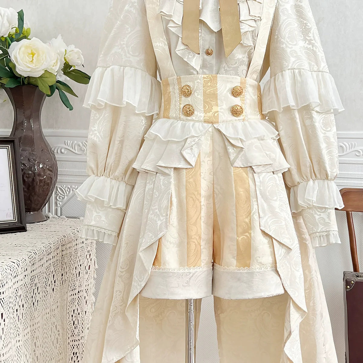 Ouji Lolita Suspender Shorts and Shirt Set - image 12