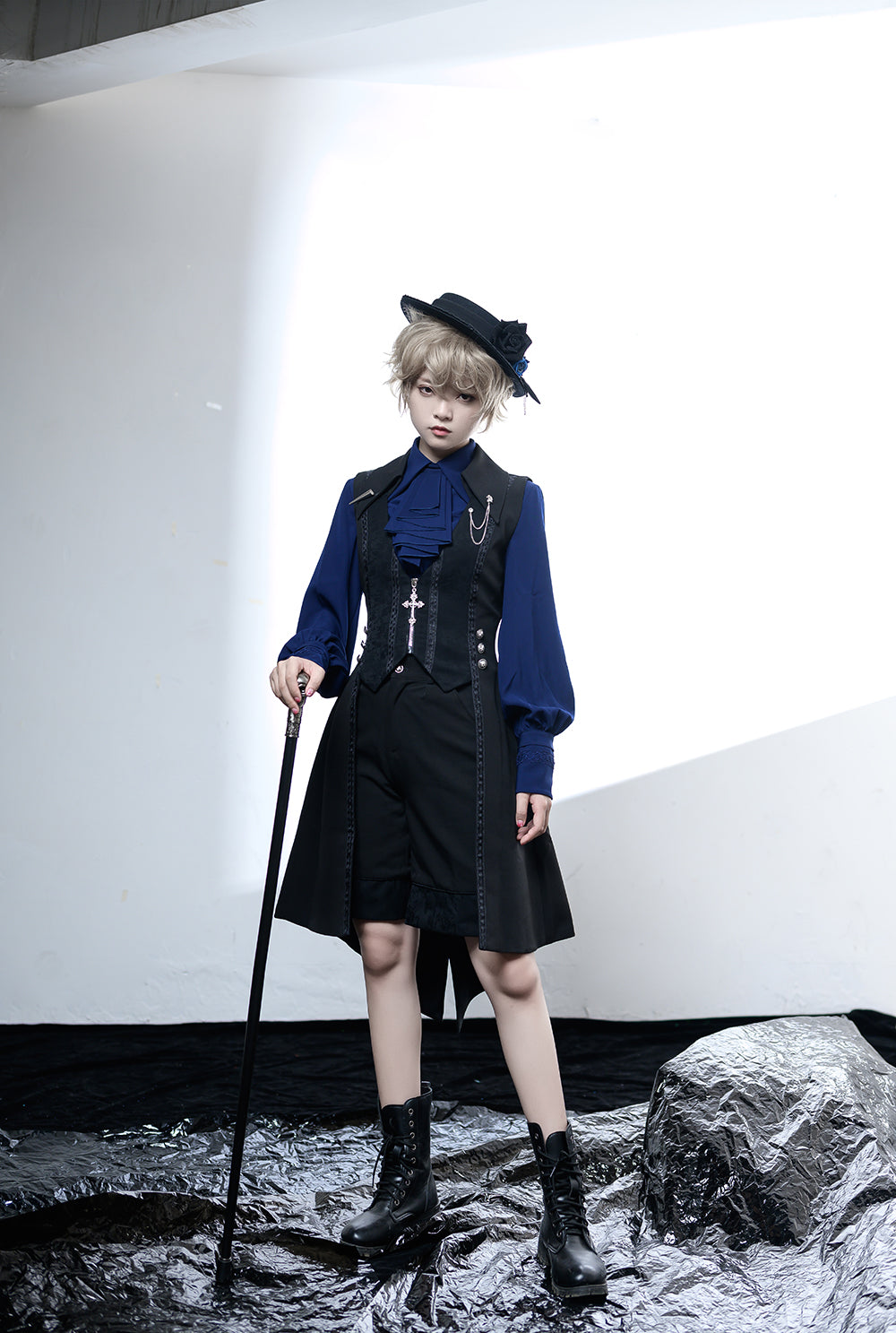 Black and Blue Ouji Lolita Swallowtail Vest - image 4