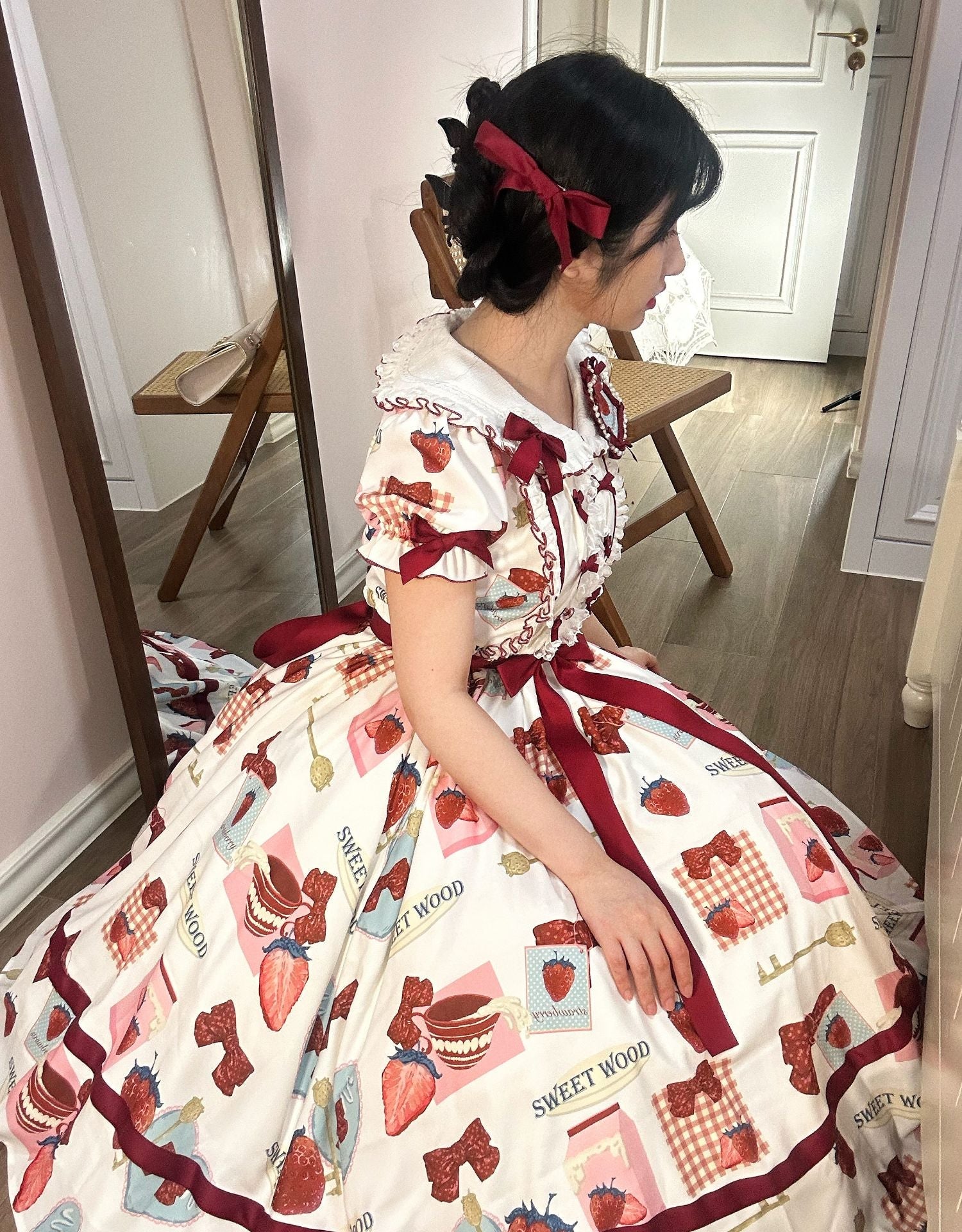 Betty Baby Sweet Lolita OP Dress and Accessories - image 12
