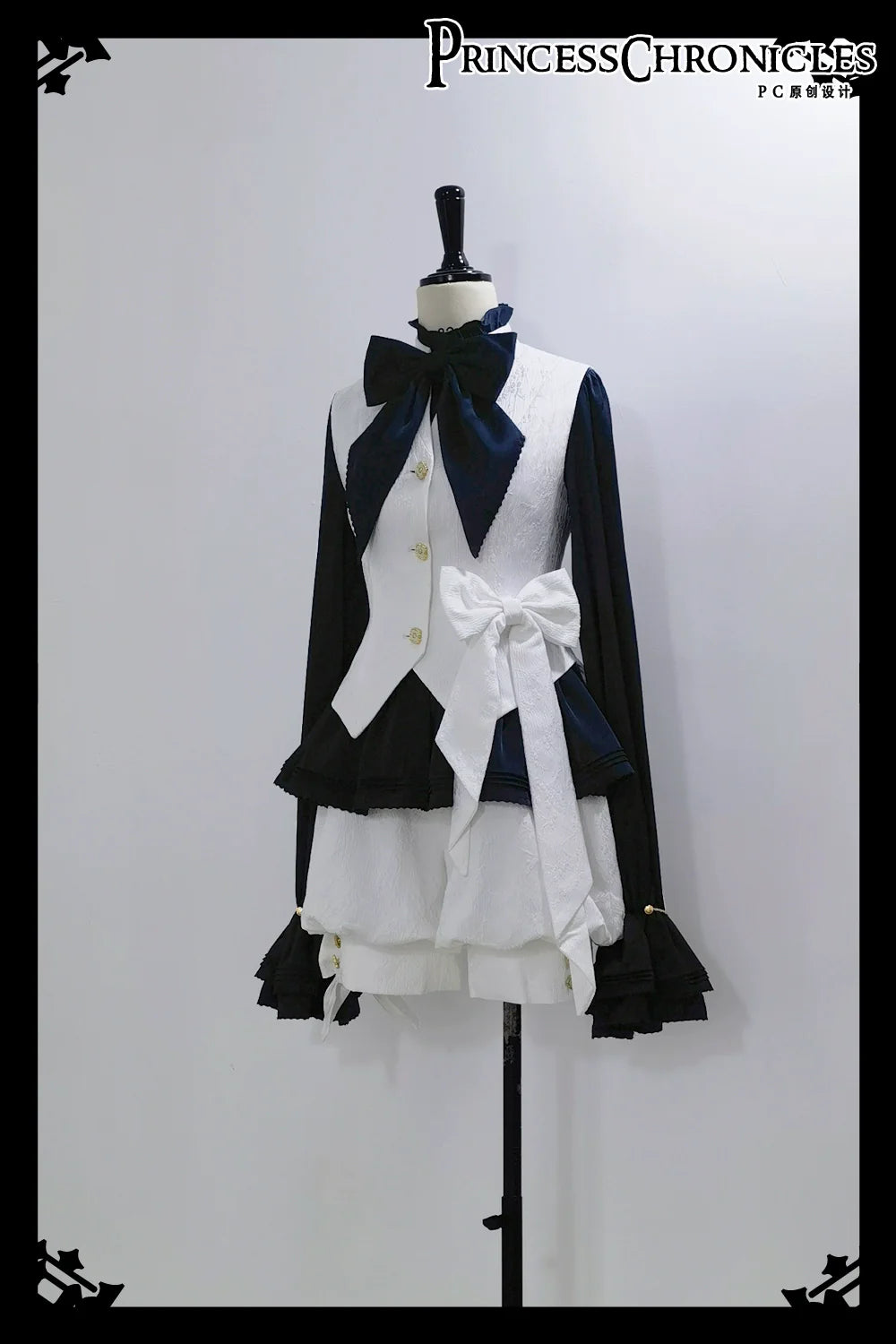 Rabbit Hunter - Ouji Lolita Shirt Sapphire Blue Long Sleeve Blouse - image 12