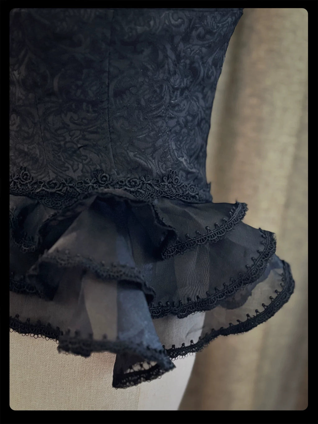 Plus Size Gothic Lolita Fishbone Waist Cincher, Layered Tulle - image 5