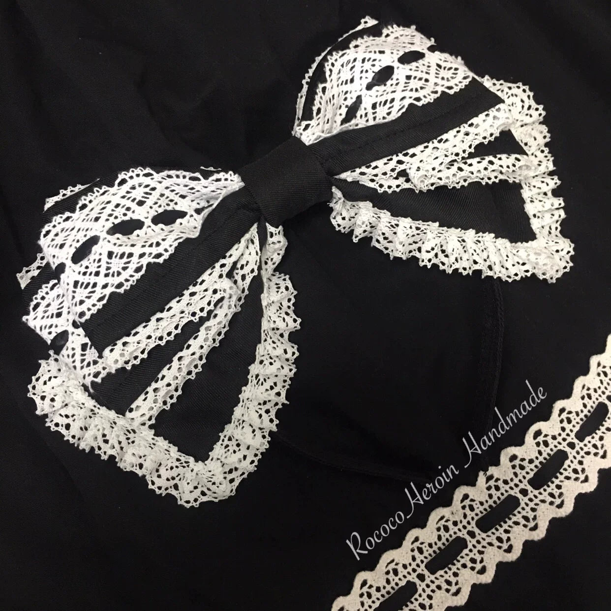 Old School Lolita KC with Lace and Bows - image 5