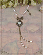 Vintage Lolita Pearl Necklace with Key Charm - image 4