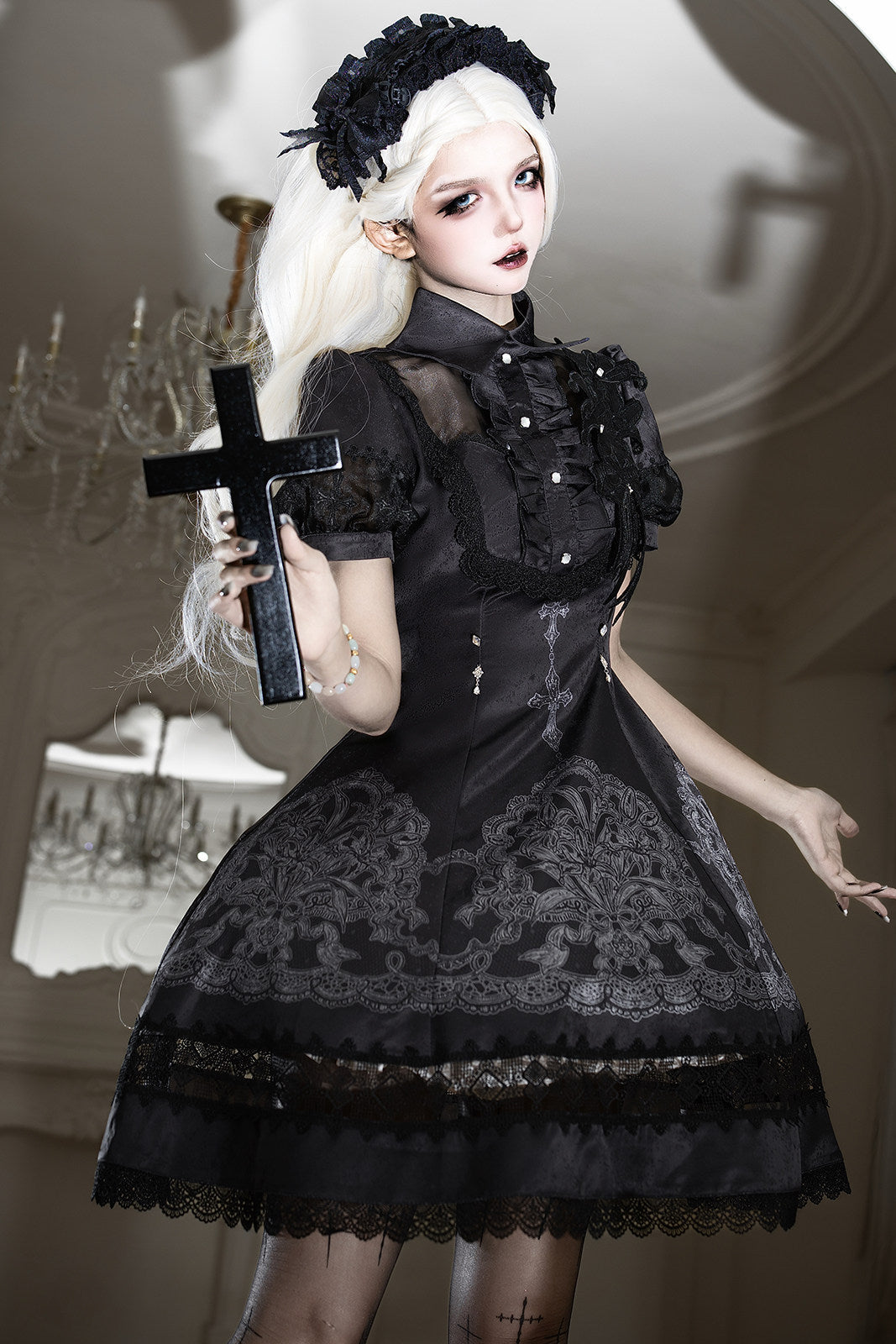 Black Lace Lily Gothic Classic Lolita OP Dress - image 2