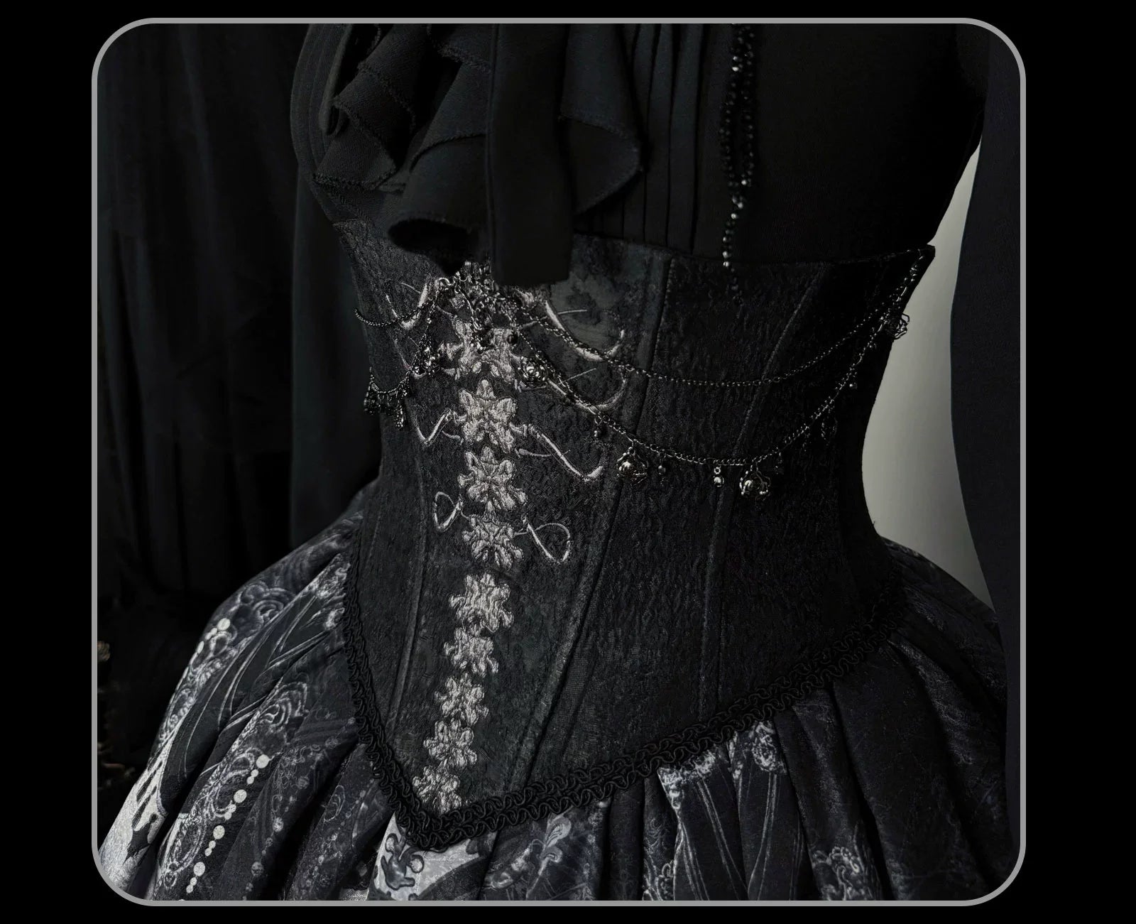 Bone-Eroded Butterfly - Gothic Lolita JSK & SK Set - image 44