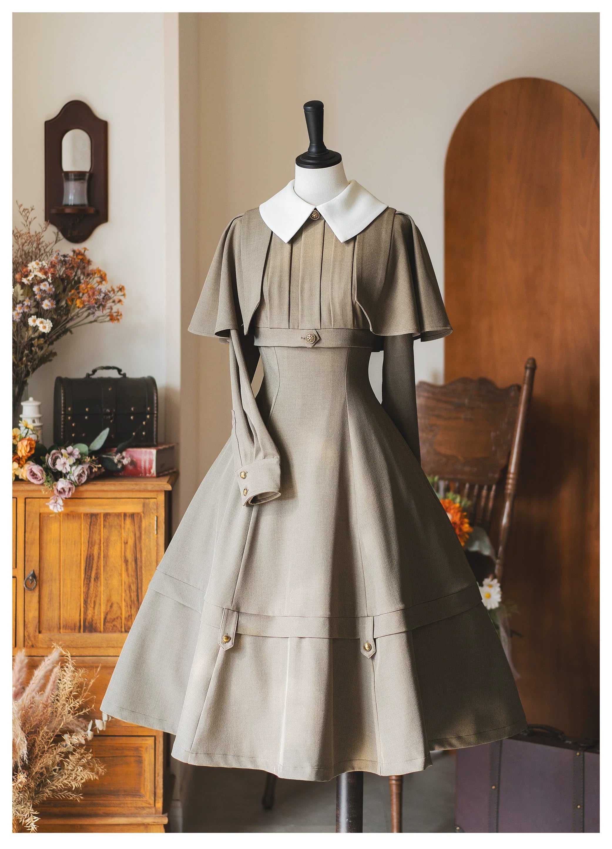 Forest Antique Box - Classic Lolita OP Dress with Detachable Short Cape - image 2