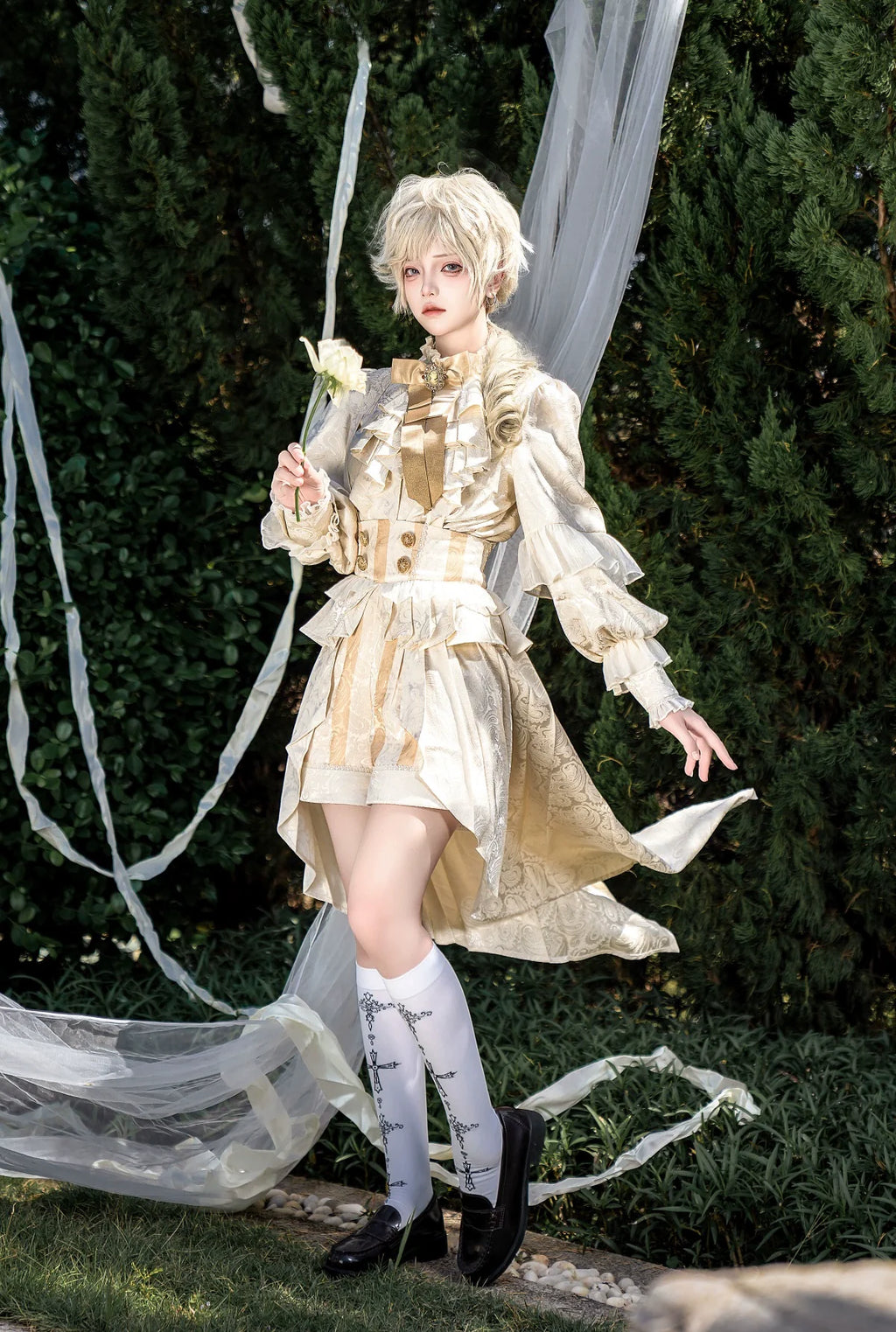 Ouji Lolita Suspender Shorts and Shirt Set - image 3