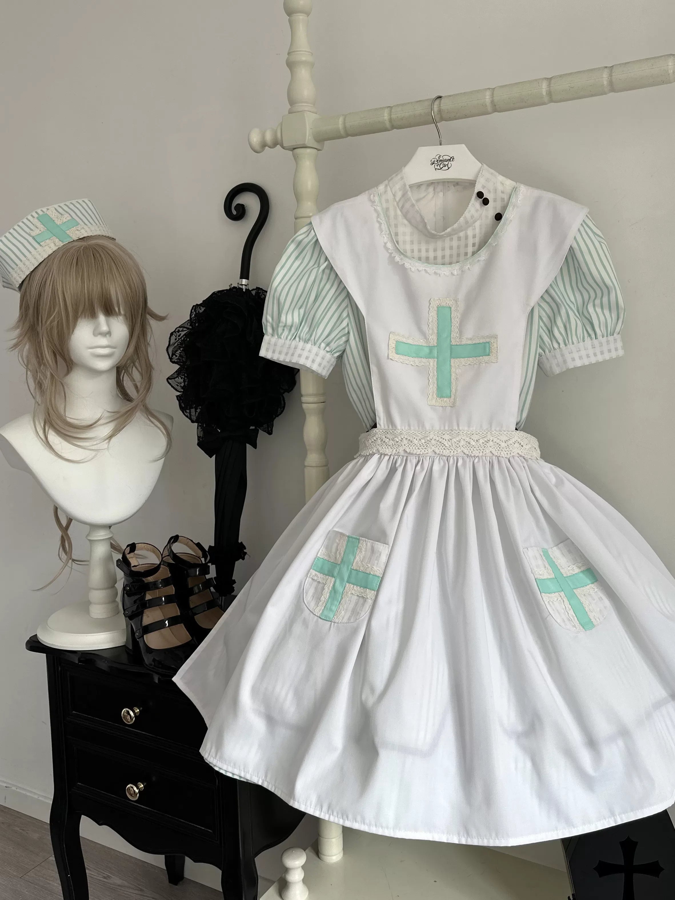 Mint Prescription - Old School Lolita Striped OP Dress, Electrocardiogram Trace and Accessories - image 16