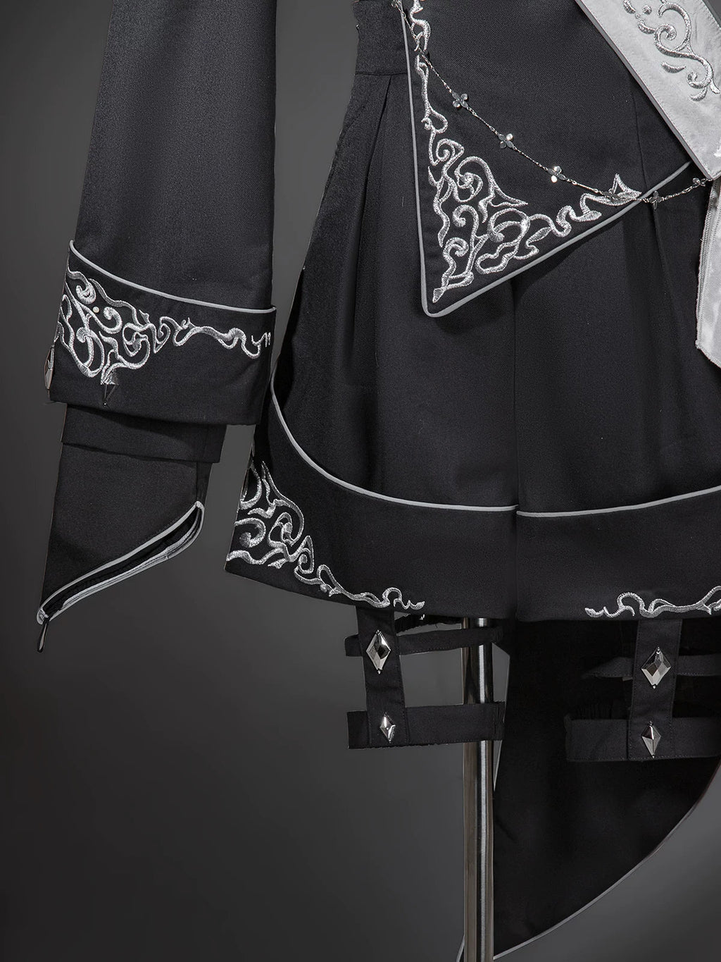 Oathbound Sword - Ouji Top, Shorts and High-Low Coat Collection - image 7