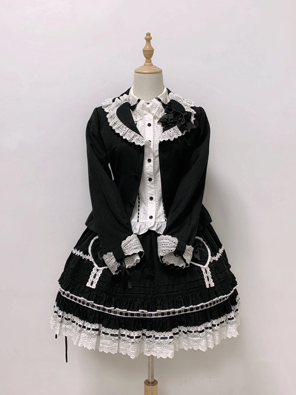 Bunny's Wish - Old School Lolita Coat, Flounce Hem Skirt - image 11