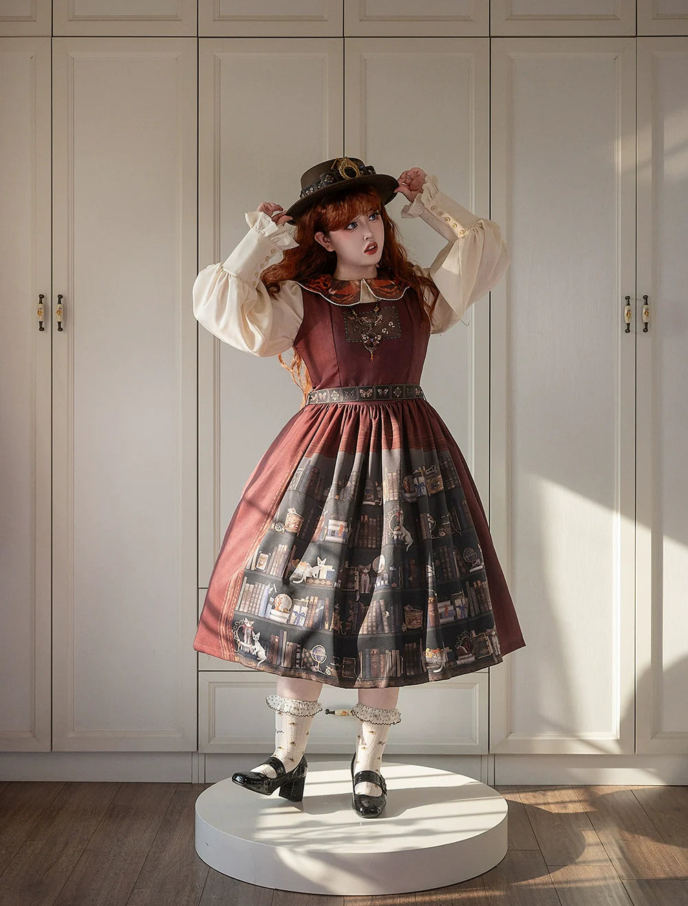 German Bookshelf - Classic Lolita Printed JSK Dress - image 15