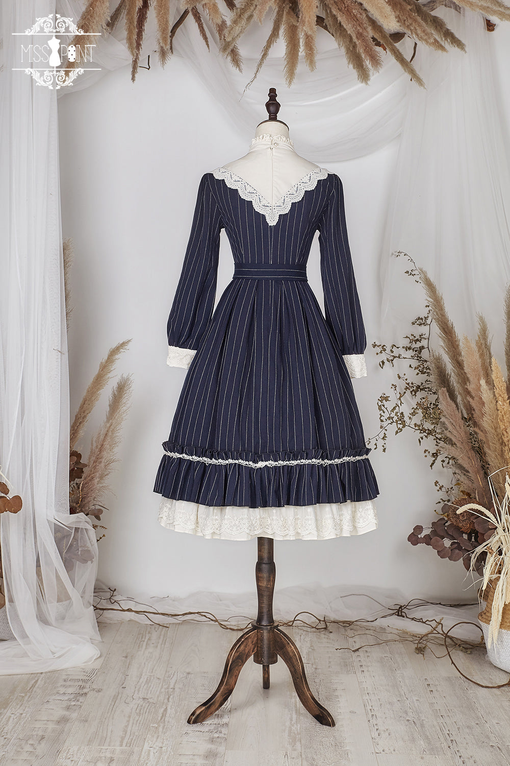 Rose Silhouette - Vintage Classic Lolita OP - image 32