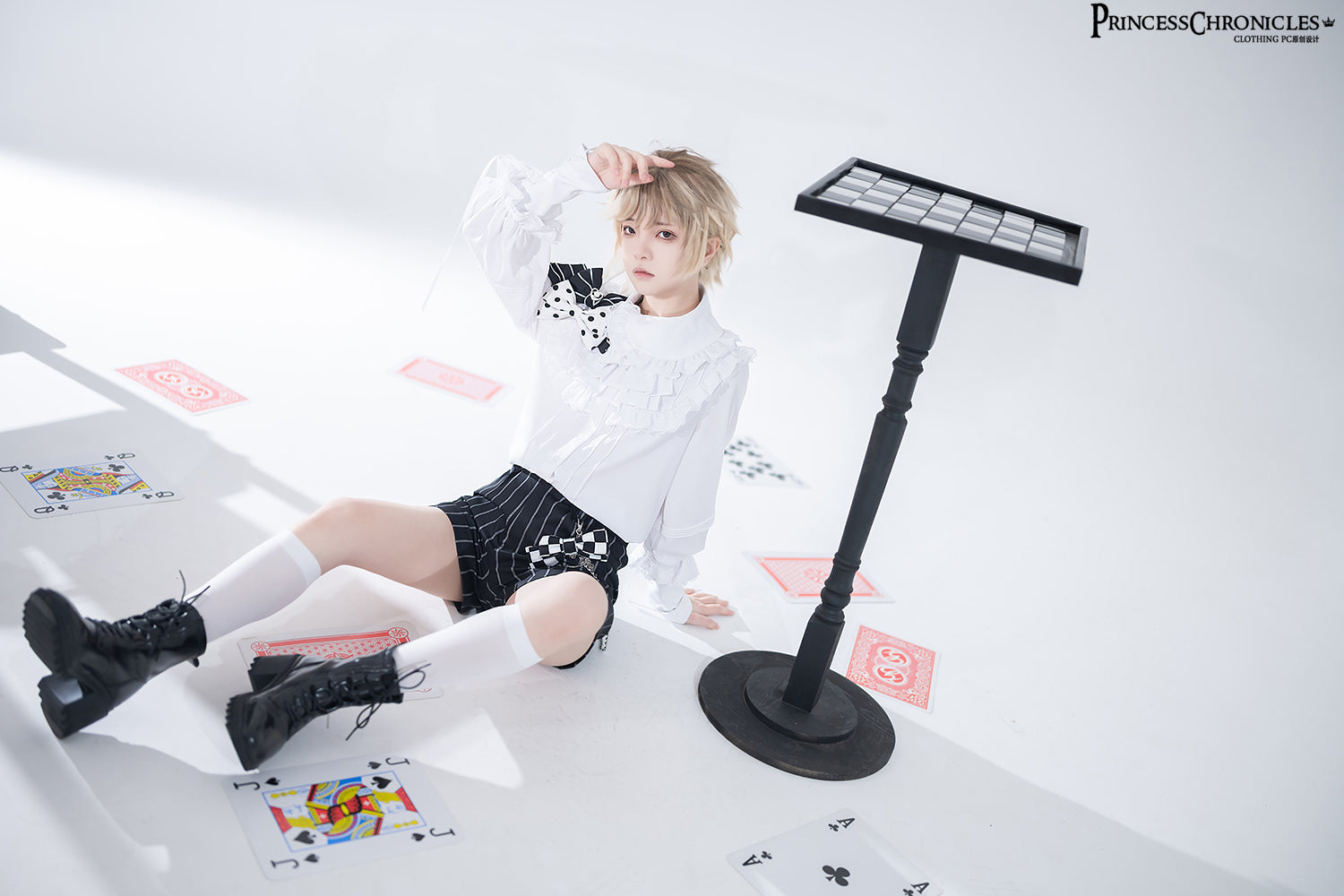 Rabbit Theater Chessboard Ouji Fashion Shirt Set - image 29