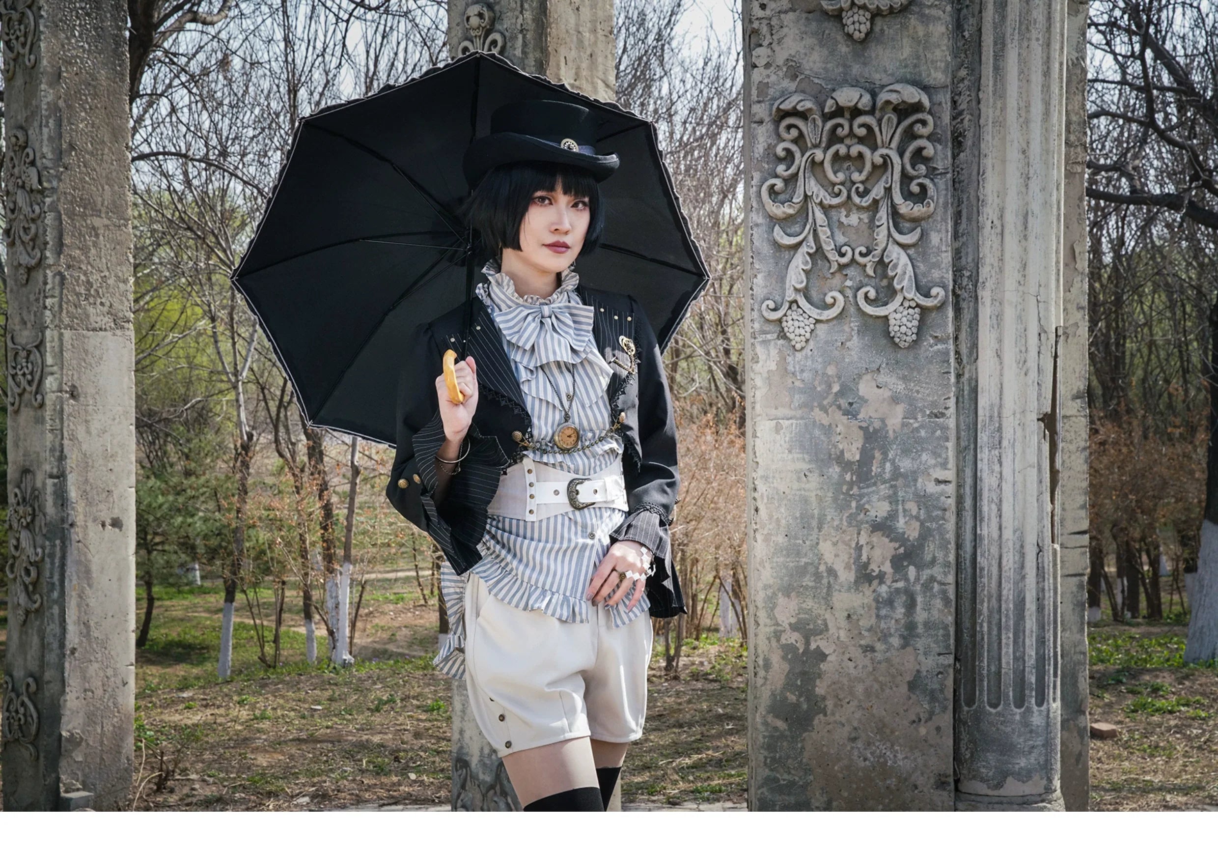 Gothic Lolita Black Cropped Cardigan Jacket - image 8