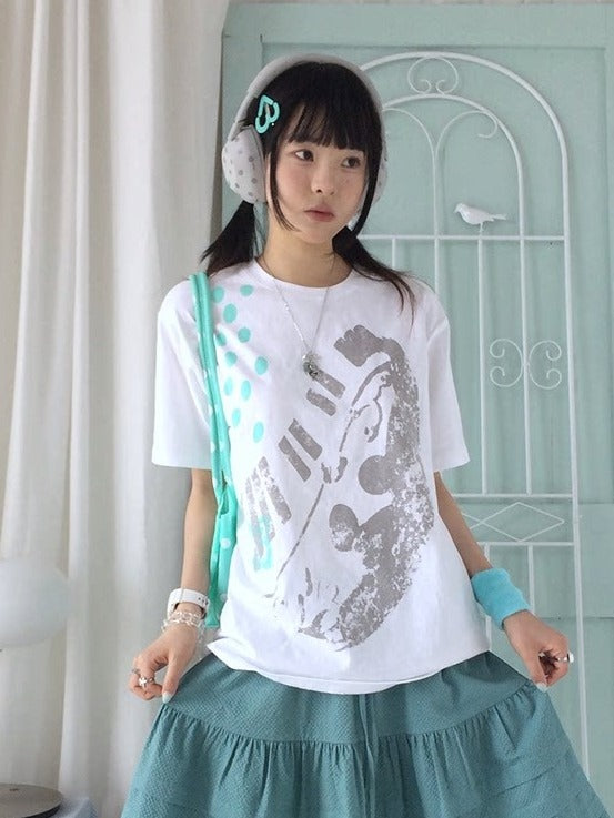 White Crew Neck Tee with Distressed Print - innomoood - image 1