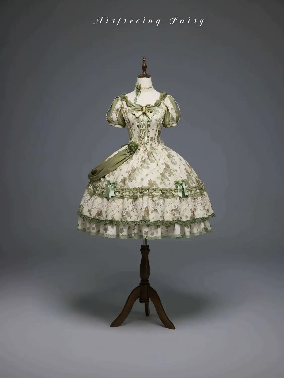 Merlot Girl Manor Country Lolita Dress and Top-Skirt Coordinates - image 4