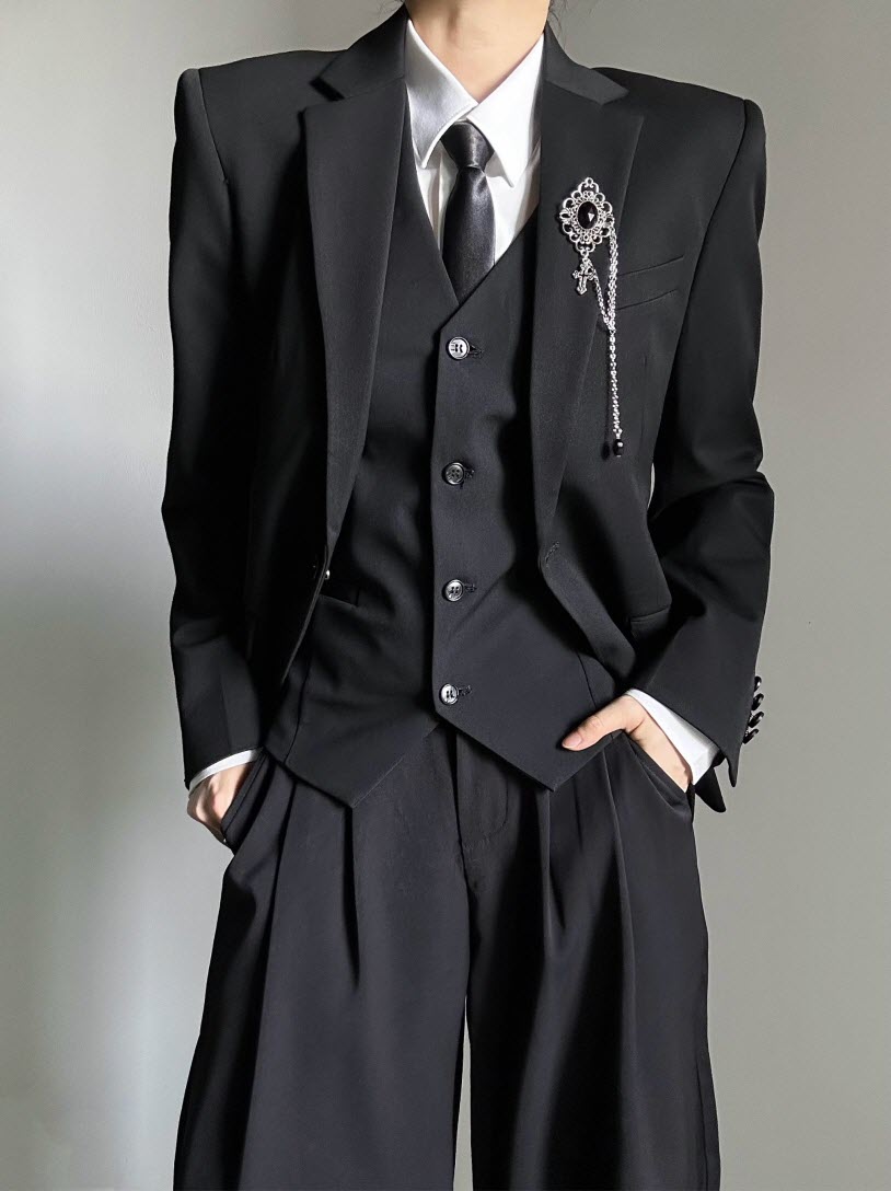 Vintage Slim Ouji Suit Jacket - image 8
