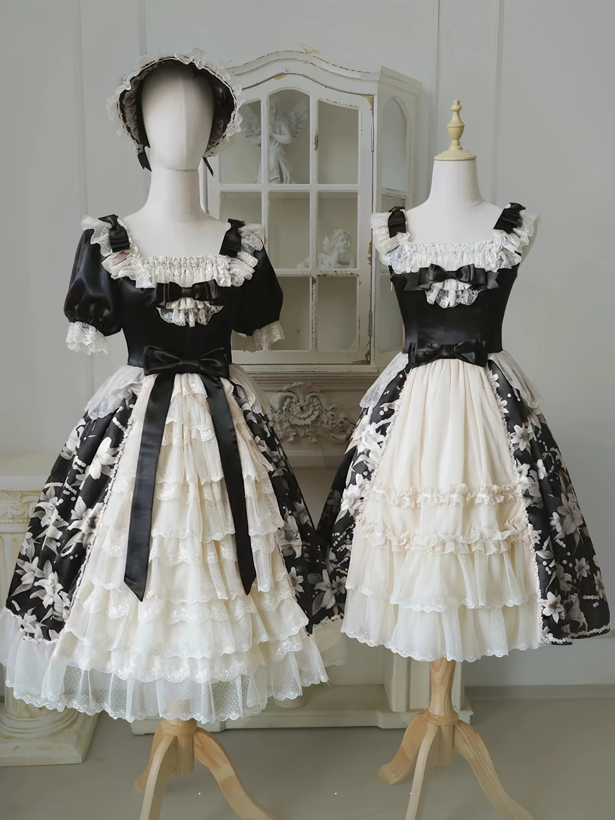Spring of Golden Lily - Satin Classic Lolita Lily Print Dress, Front Opening and Accessories - image 1