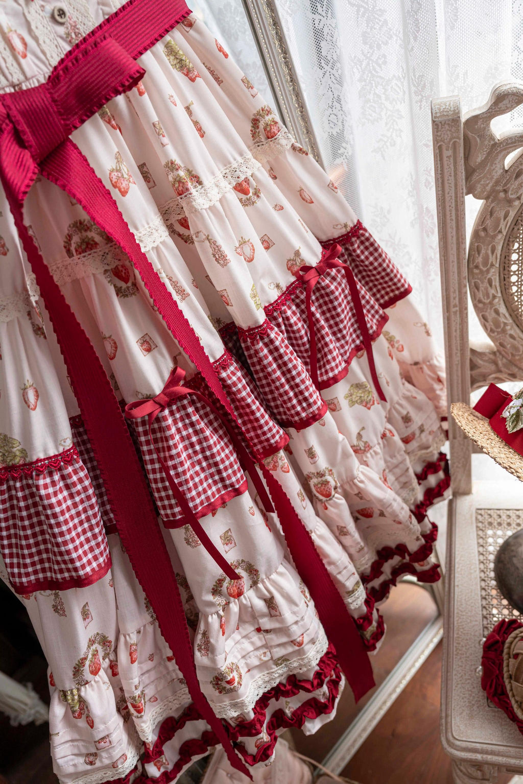 Skyfaring Strawberry - Printed Classic Lolita JSK Dress, Tired Hem - image 8