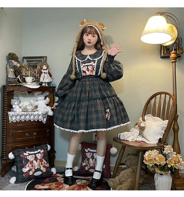 Christmas Vintage Lolita Skirts Doll Collar Blouse Plaid Skirt Set - image 17