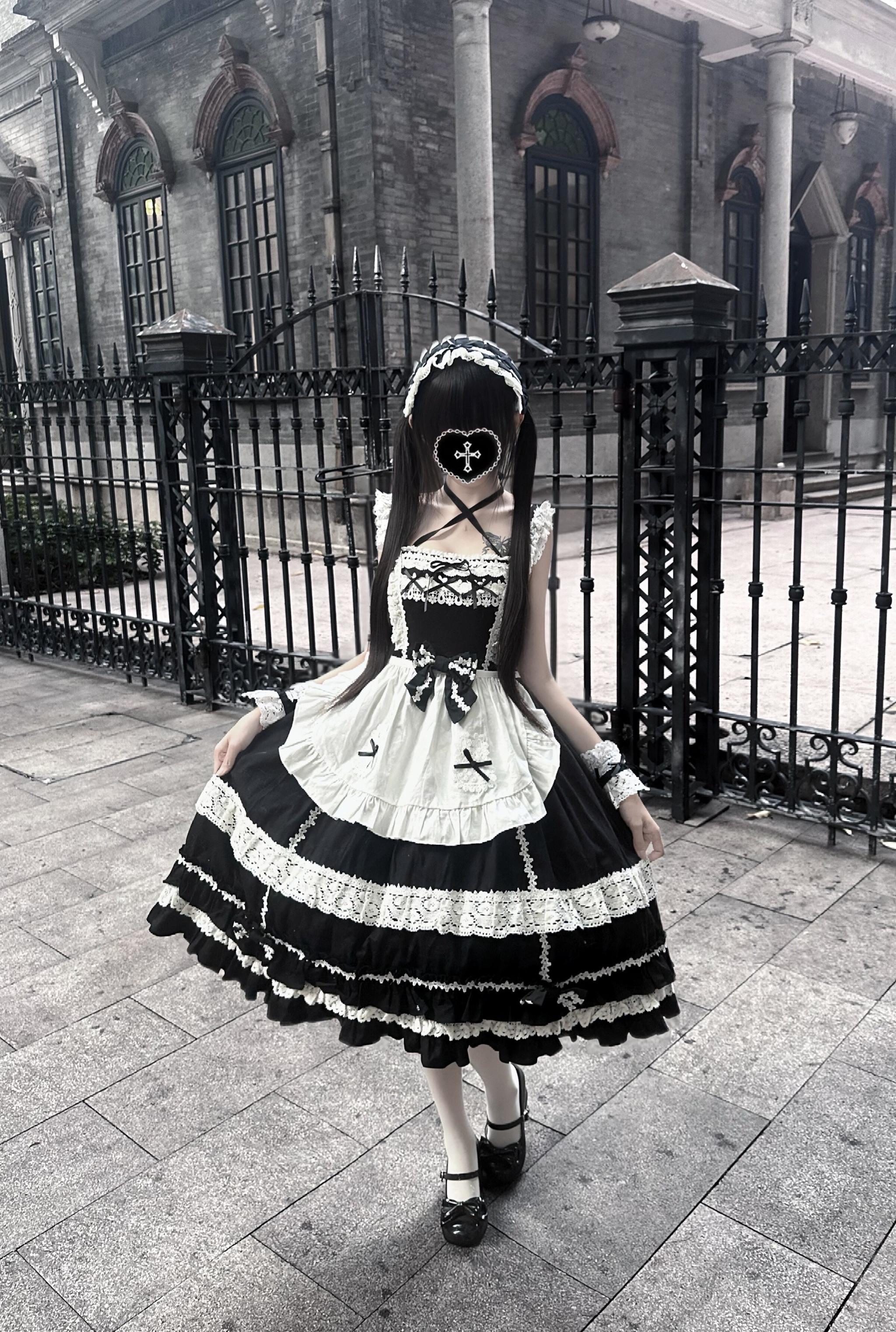 First Generation Doll - Black Old School Lolita Halter JSK Dress with Lace and Accessories - image 2
