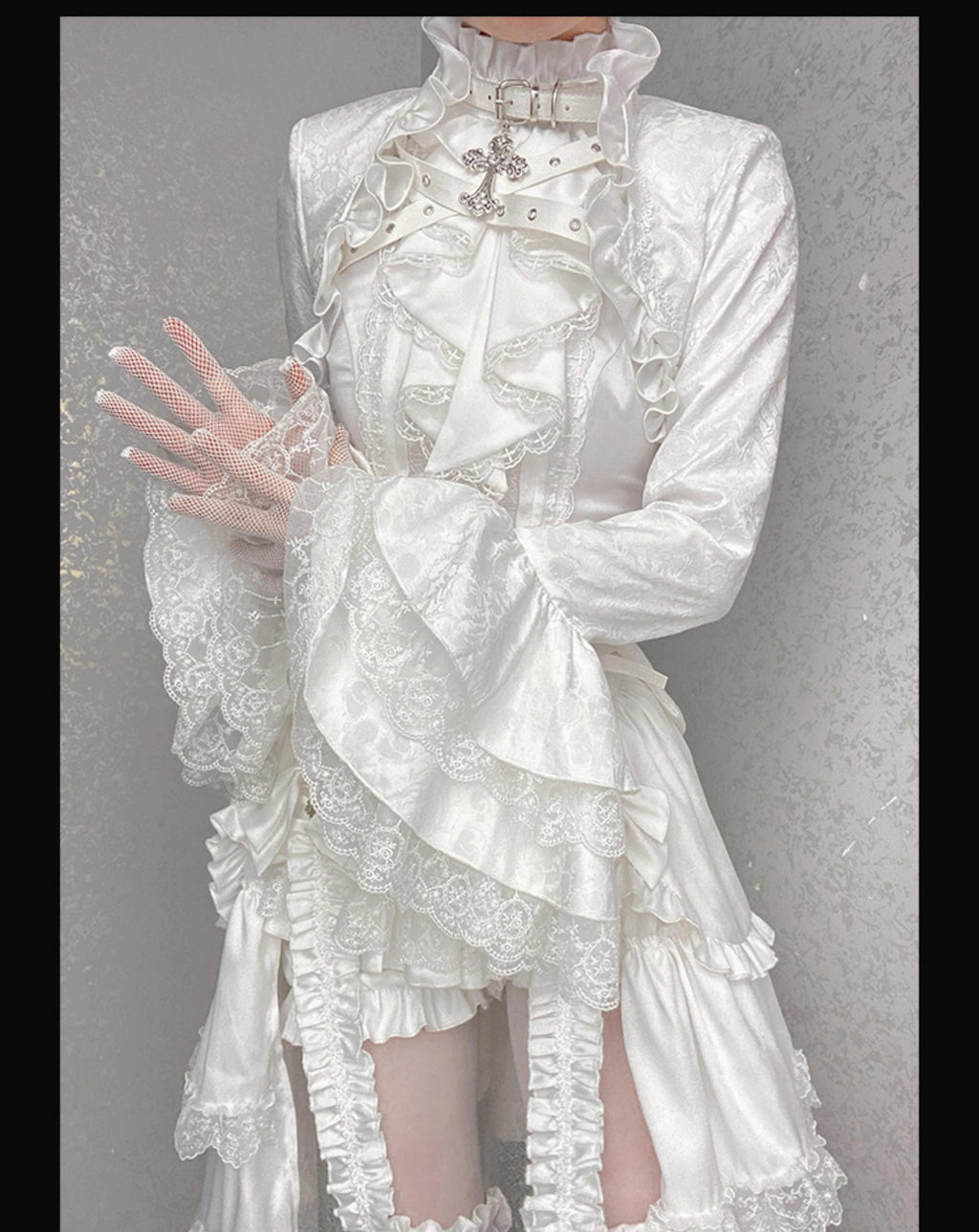Omega Wedding Gothic Ouji Lolita White Suit - image 12