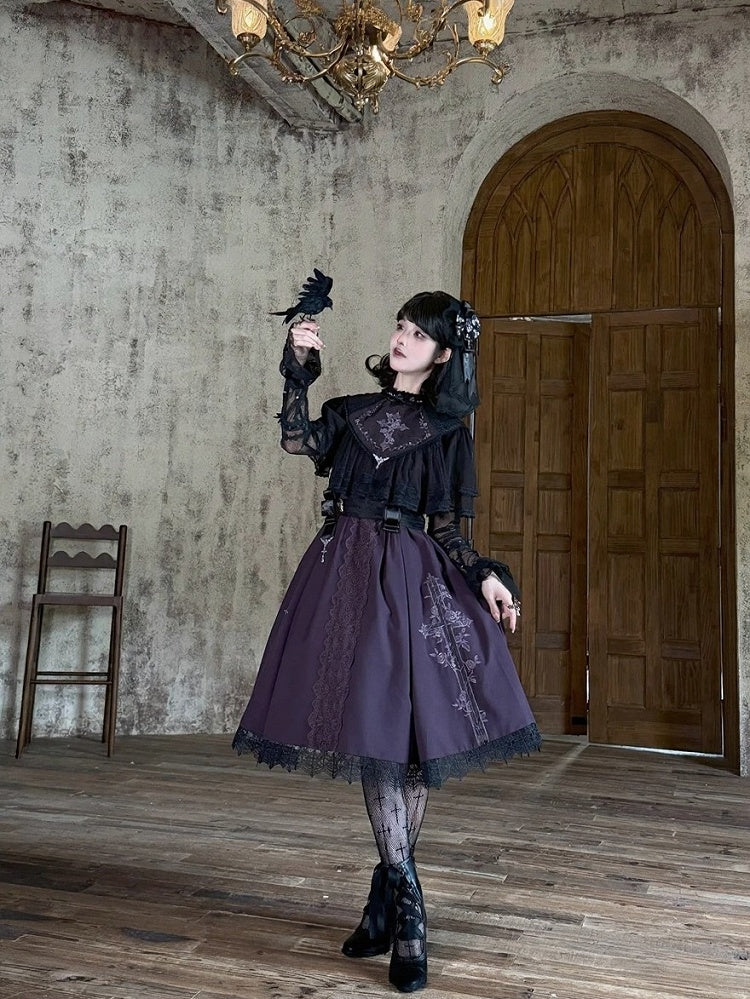 Embroidered Gothic JSK with Lace Accents - image 4