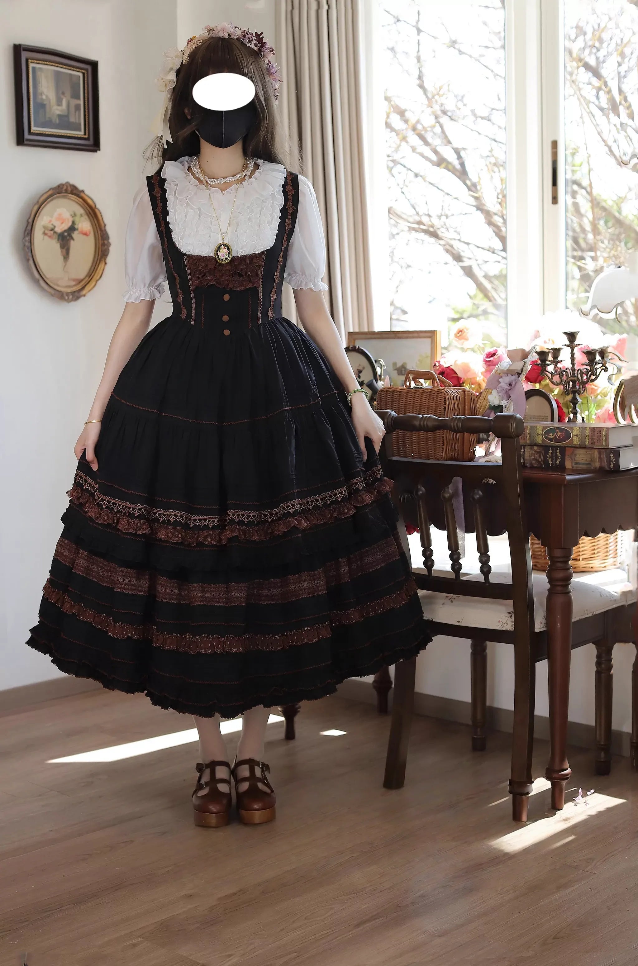 Marguerite Daisy - Classic Lolita Bust-supporting JSK Dress, Layered Lace - image 3