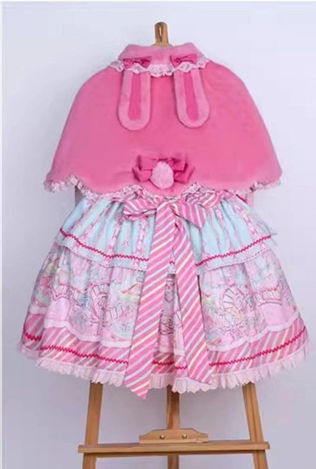 Rabbit-Ear Winter Lolita Cape with Bows - image 21
