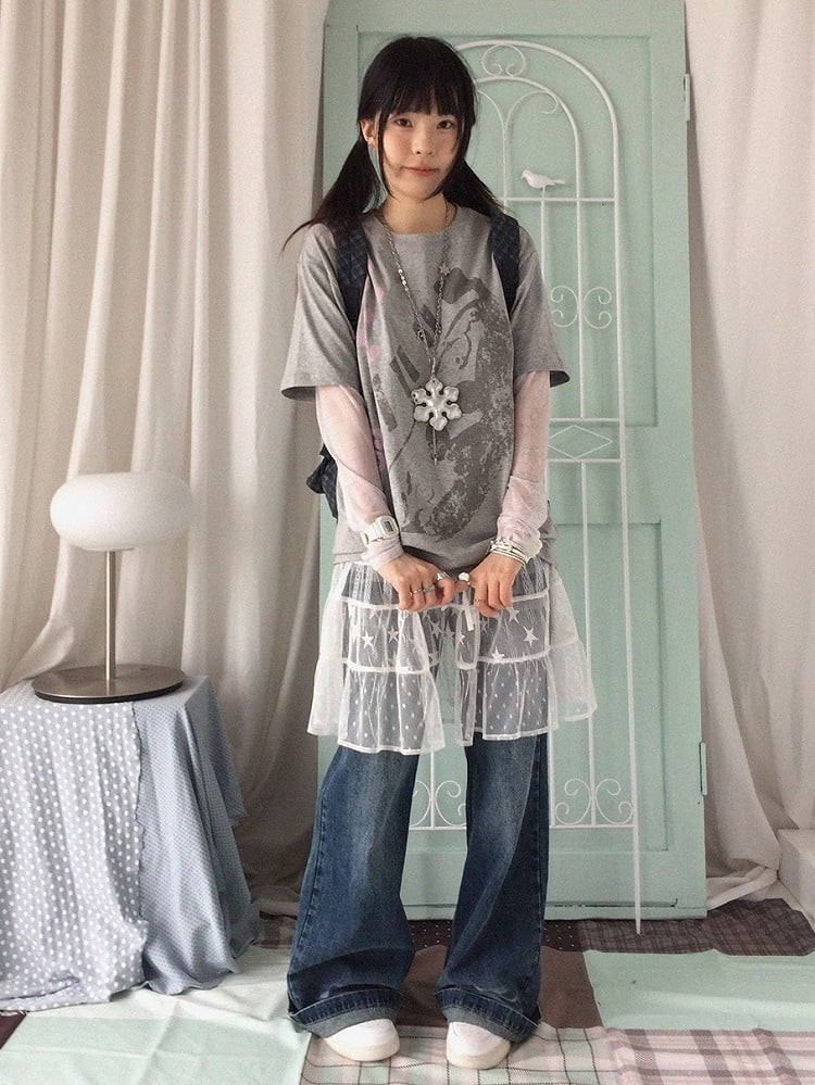 Gray Crew Neck Tee with Distressed Print - innomoood - image 3