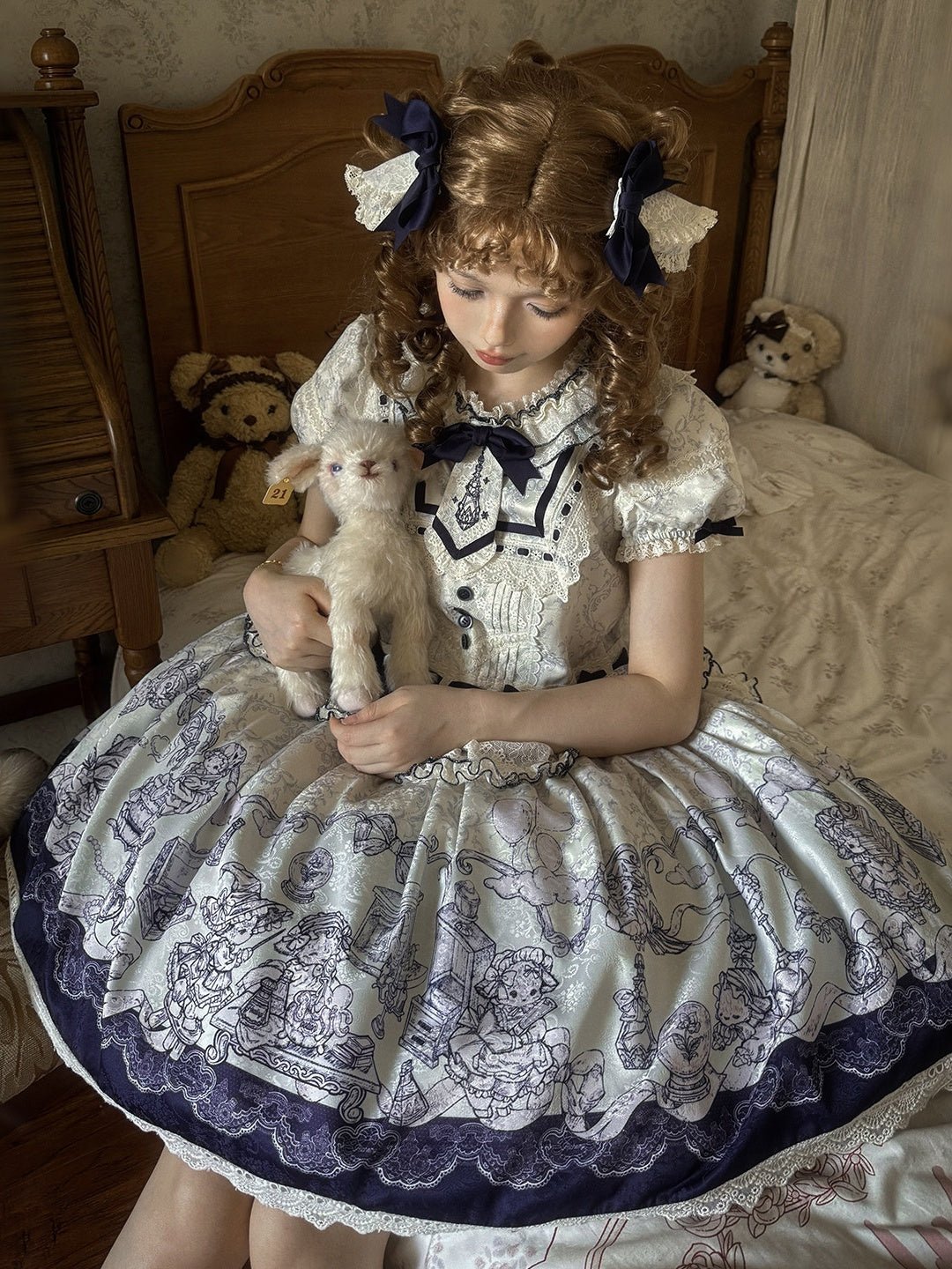 Fantasy Lamb Jacquard Print White Classic Lolita OP and Accessories - image 3