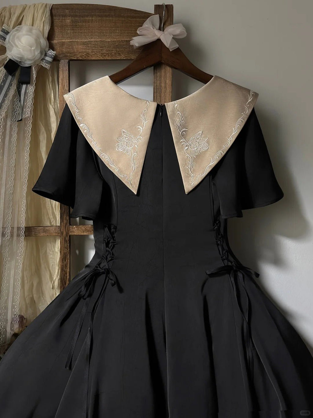 Glaze Floral Realm Black Lolita OP Dress and Accessories - image 7