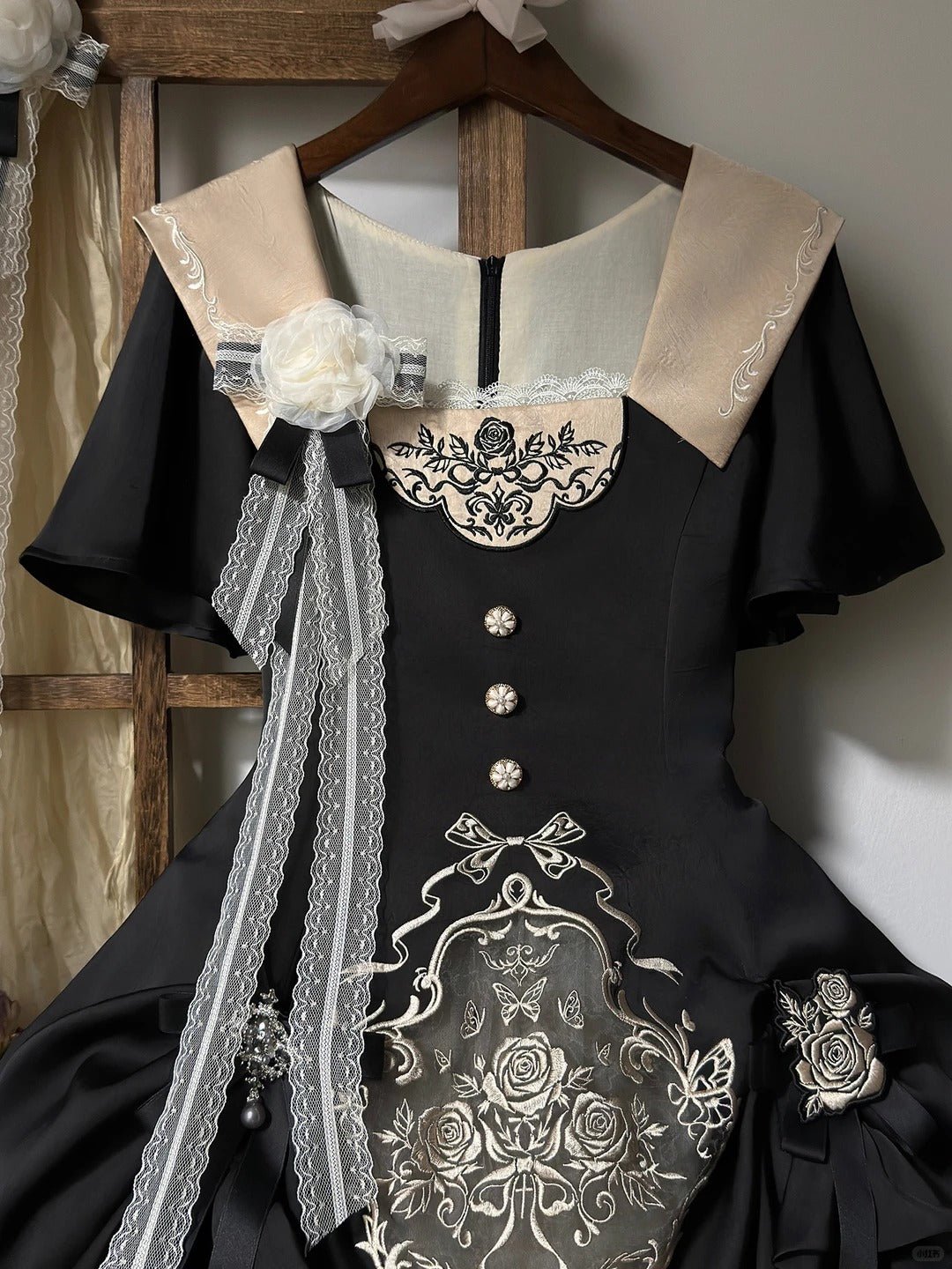 Glaze Floral Realm Black Lolita OP Dress and Accessories - image 5