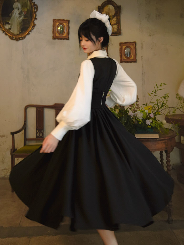 The Black Swan - Classic Lolita Dress, Blouse & Coordinate Pieces and Accessories - image 10
