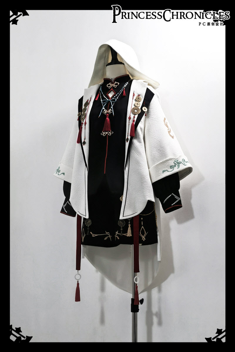 The Mountain Spirit - Hanfu-Inspired Ouji Jacket, Blouse, Shorts and Necklace Collection - image 4