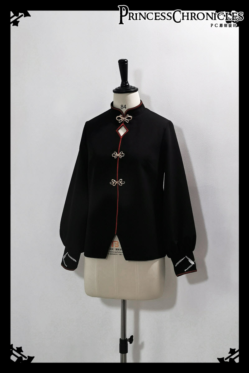 The Mountain Spirit - Hanfu-Inspired Ouji Jacket, Blouse, Shorts and Necklace Collection - image 5